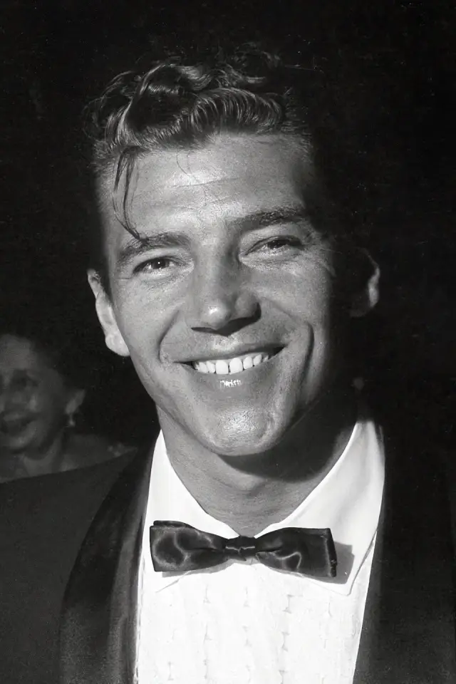Zdjęcie  (Mickey Hargitay)