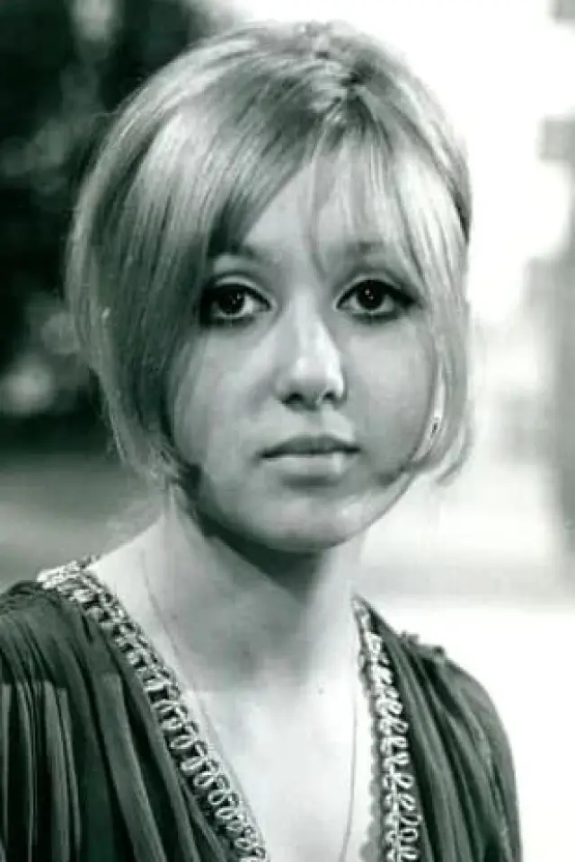 Zdjęcie  (Adrienne Posta)