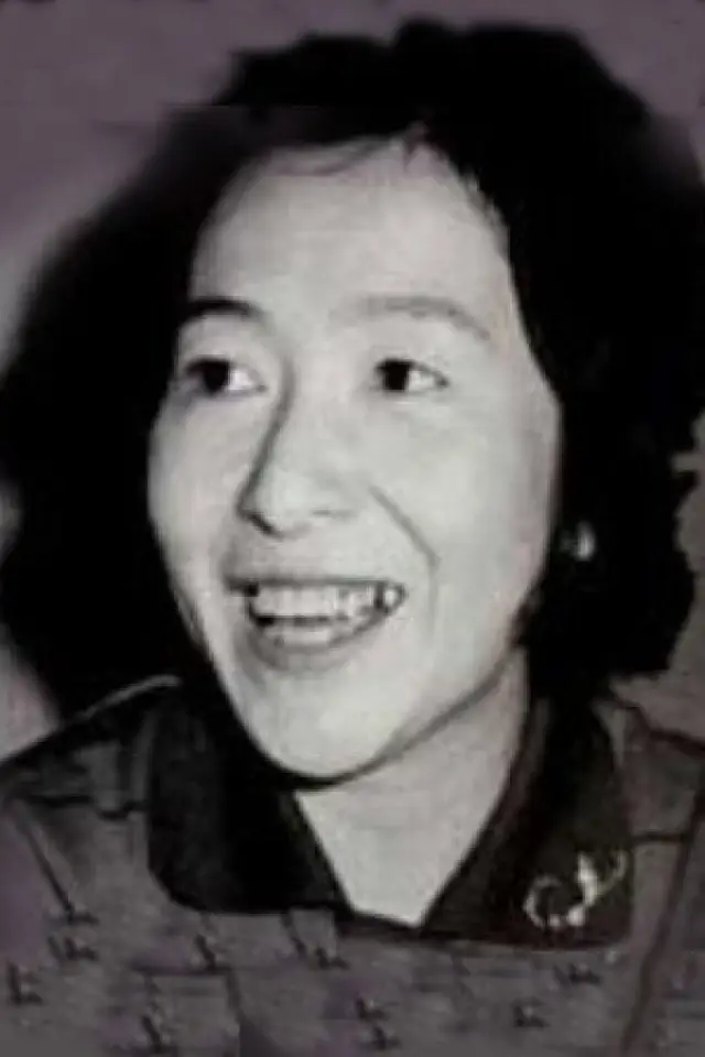 Zdjęcie Kazue Takahaszi (Kazue Takahashi)