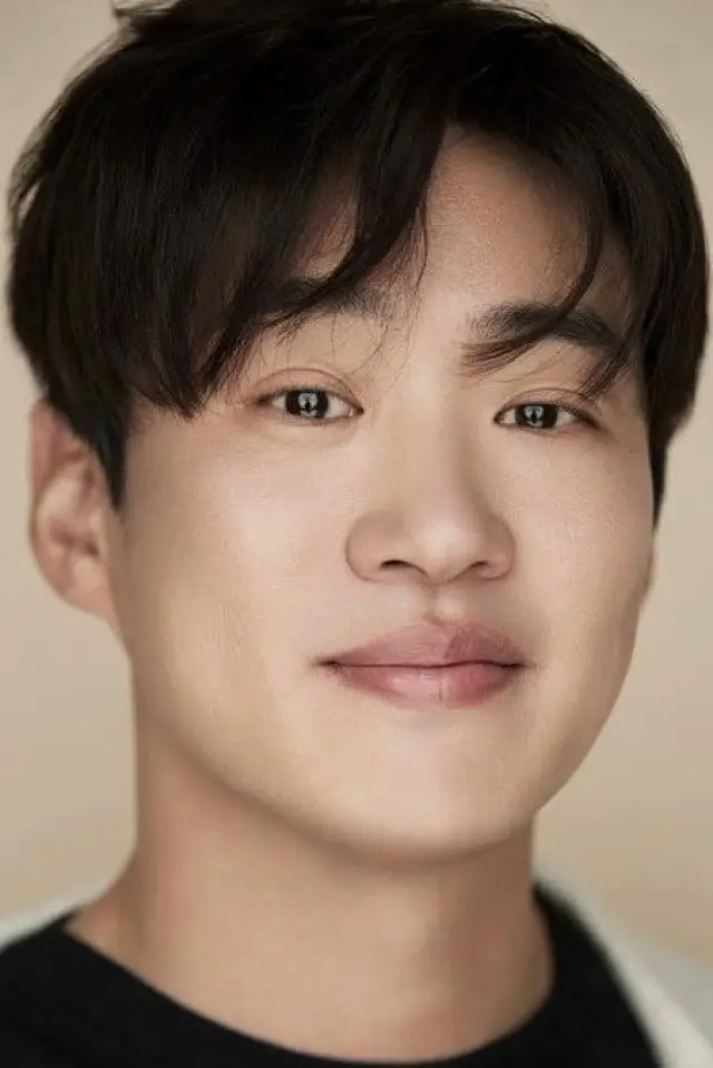 Zdjęcie An Dże-hong (Ahn Jae-hong)