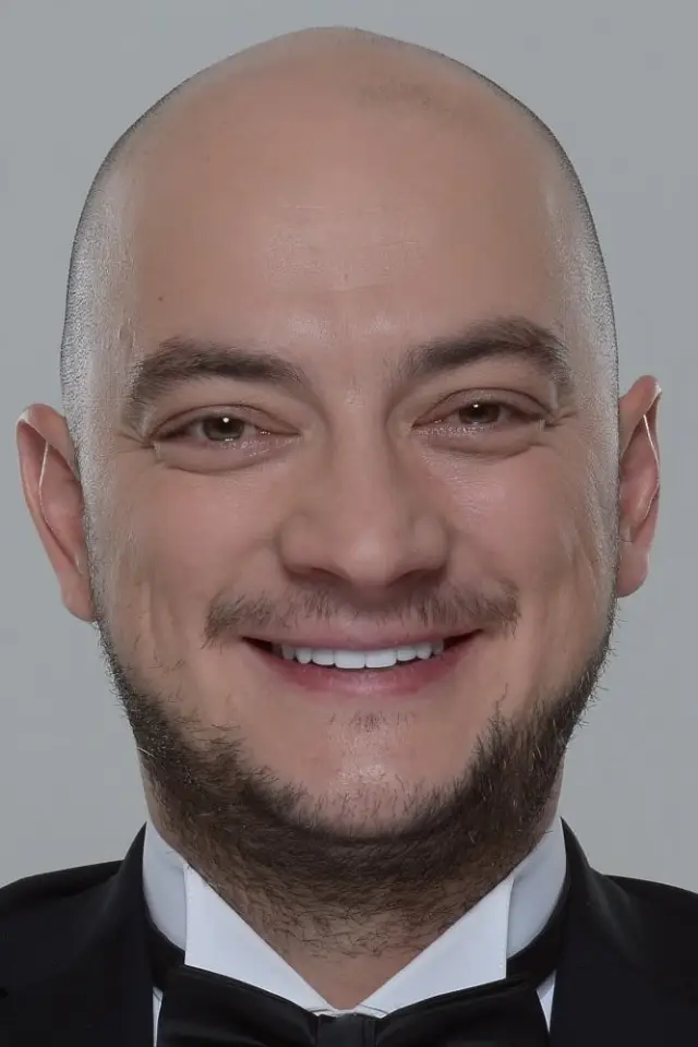 Zdjęcie  (Roman Yunusov)