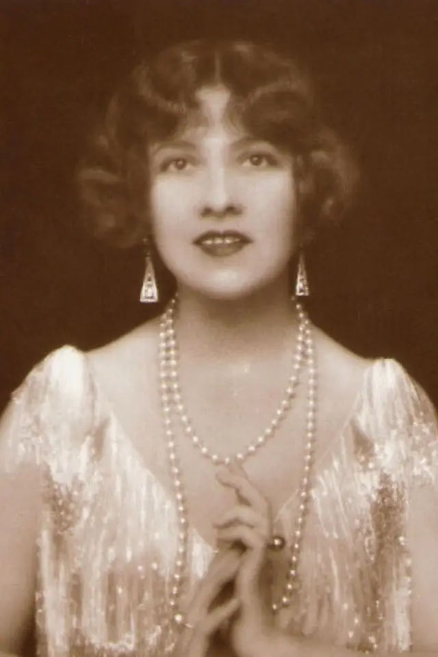 Zdjęcie  (Lucy Doraine)