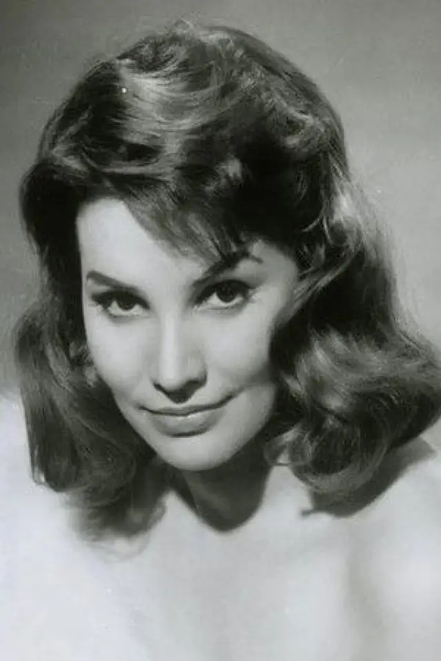 Zdjęcie  (Yvonne Buckingham)