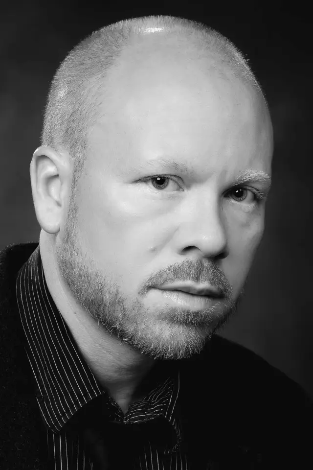 Zdjęcie  (Erik Kristopher Myers)