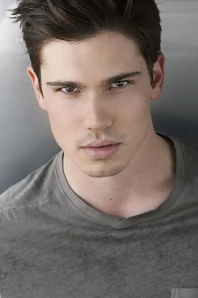 Zdjęcie  (Tanner Novlan)