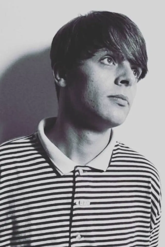 Zdjęcie  (Gary 'Mani' Mounfield)