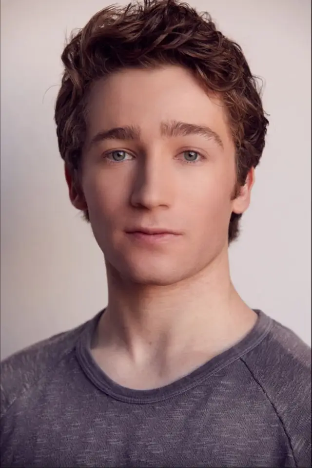 Zdjęcie  (Cooper Roth)