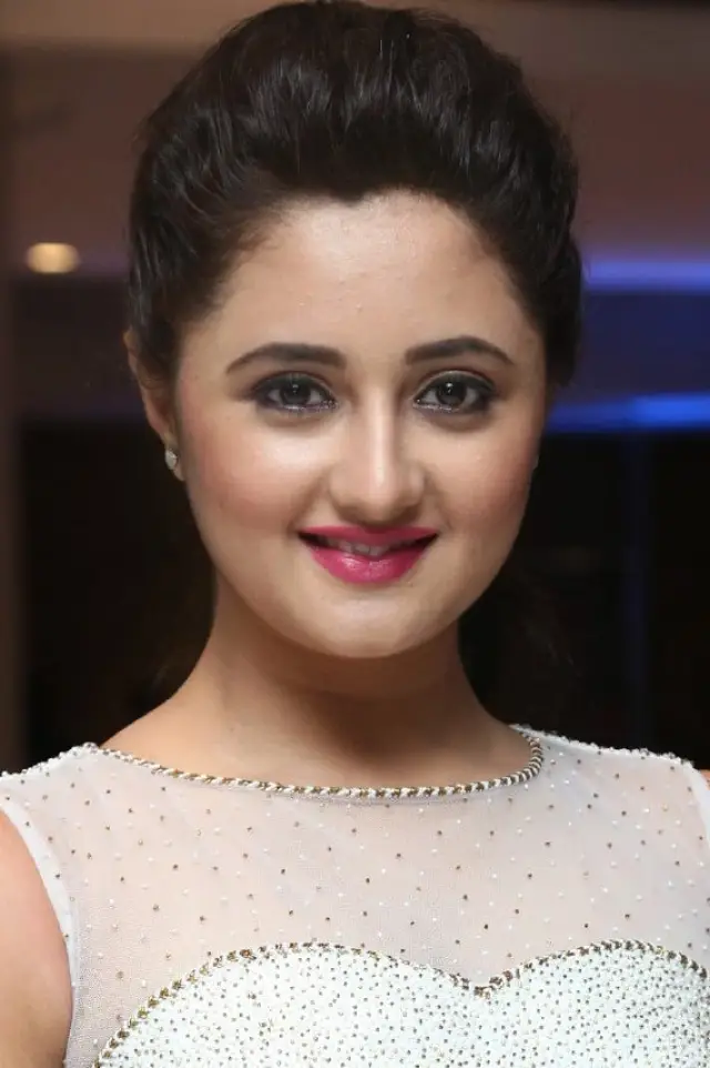 Zdjęcie  (Rashami Desai)