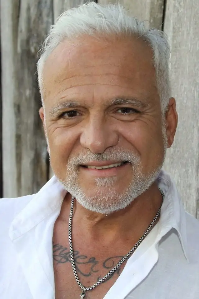 Zdjęcie  (Nino de Angelo)