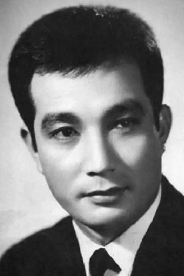 Zdjęcie  (Shin Seong-il)