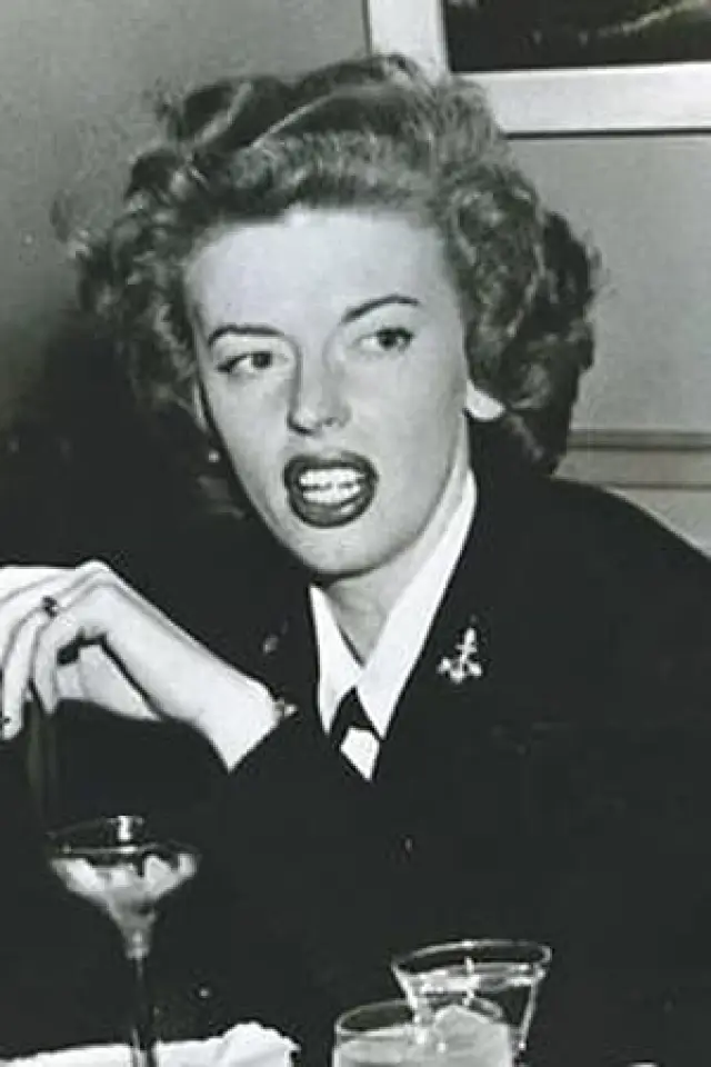 Zdjęcie  (Marjorie Cameron)