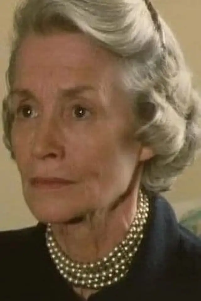 Zdjęcie  (Ursula Howells)