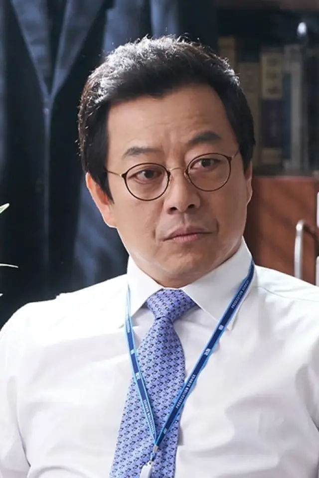 Zdjęcie Lee Ki-young (Lee Ki-young)