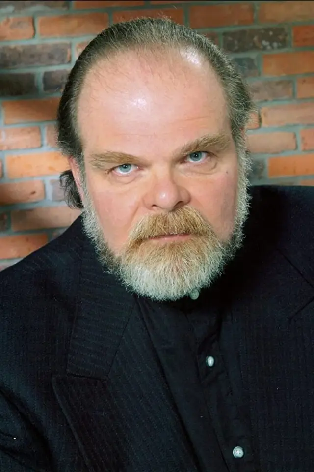 Zdjęcie George Buza