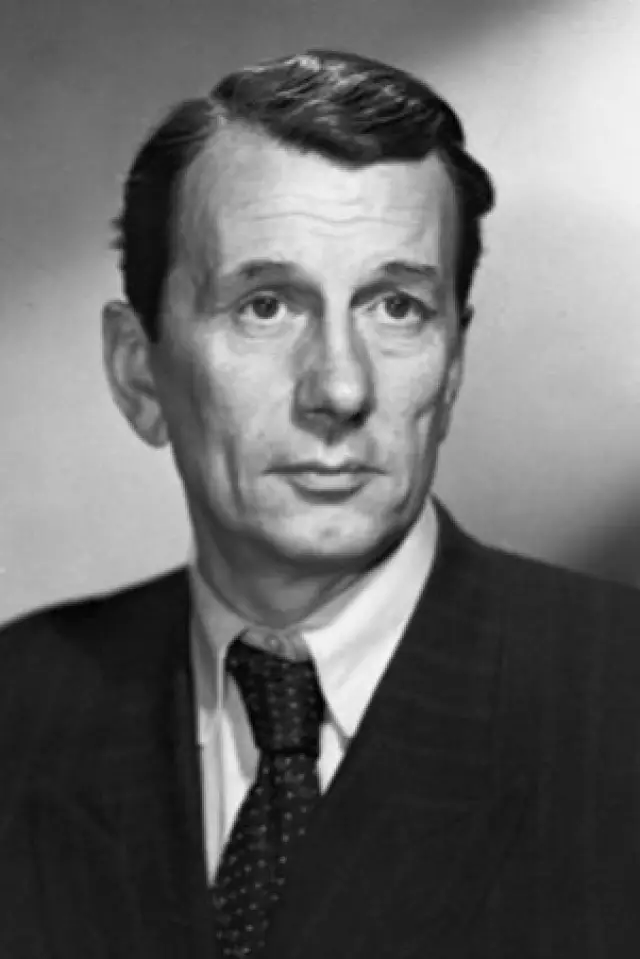Zdjęcie  (Nikolay Erdman)