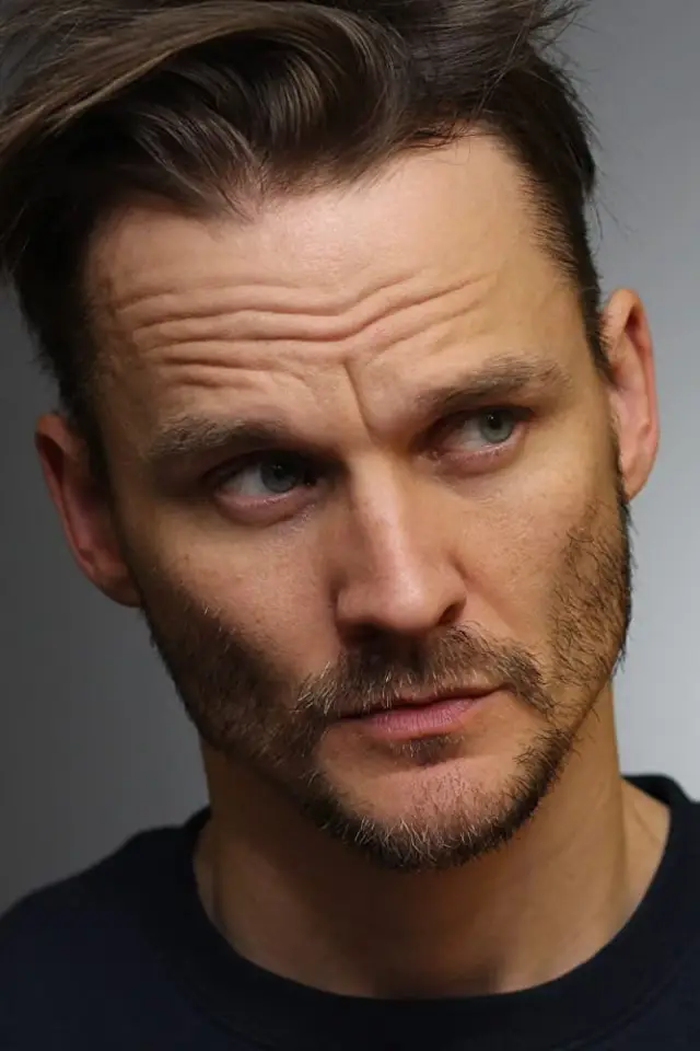 Zdjęcie Travis Hammer