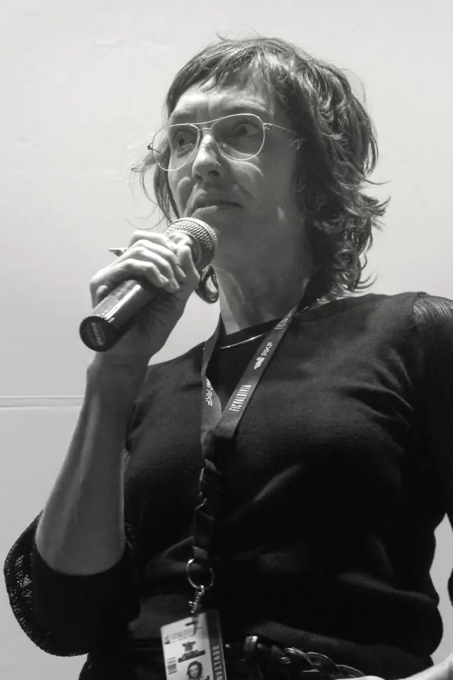 Zdjęcie  (Deborah Stratman)