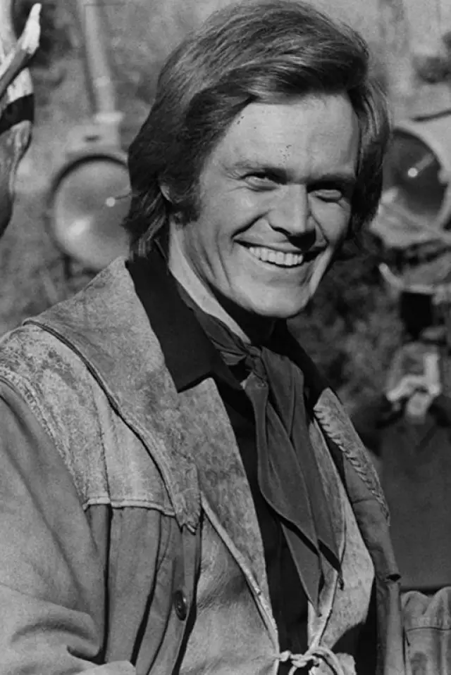 Zdjęcie  (Roger Davis)
