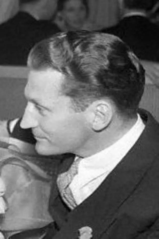 Zdjęcie  (Thornton Freeland)
