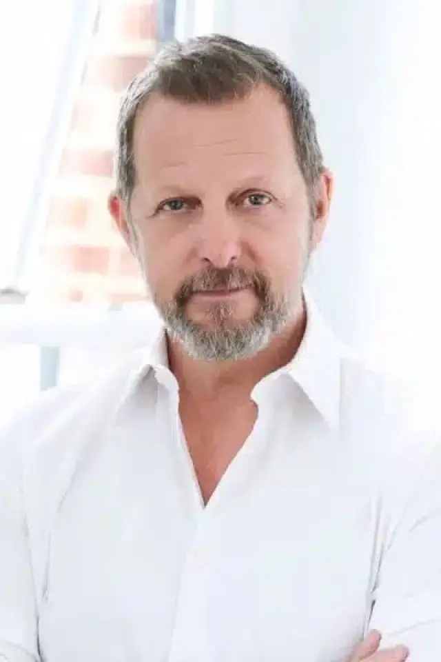 Zdjęcie  (Rob Ashford)