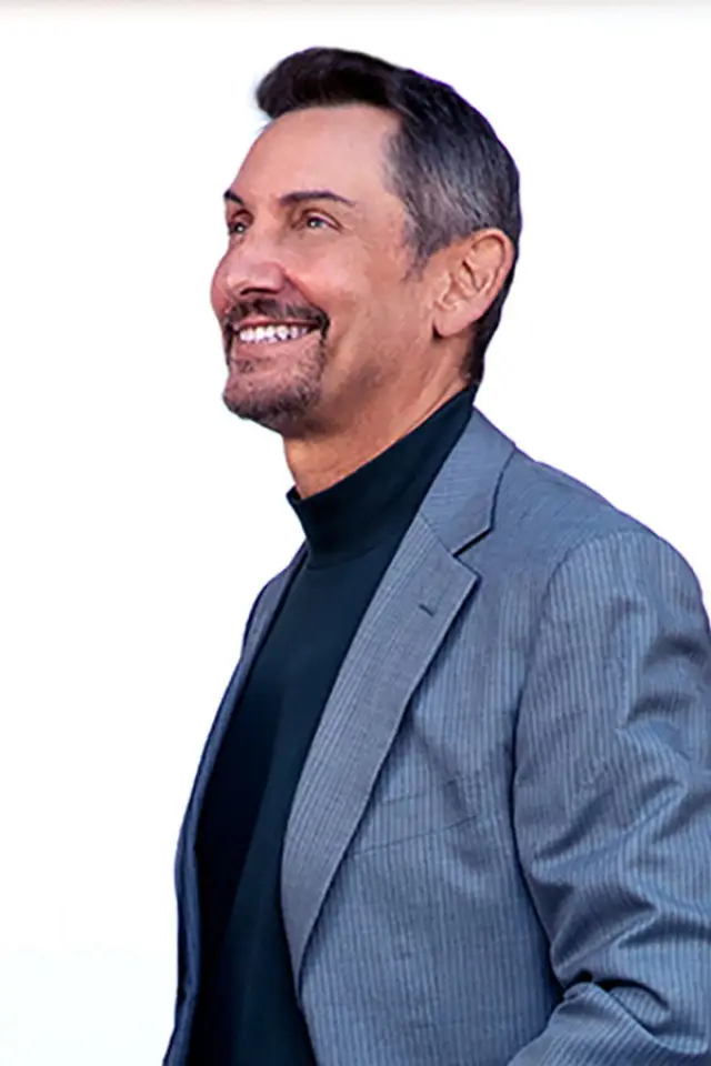 Zdjęcie  (Peitor Angell)