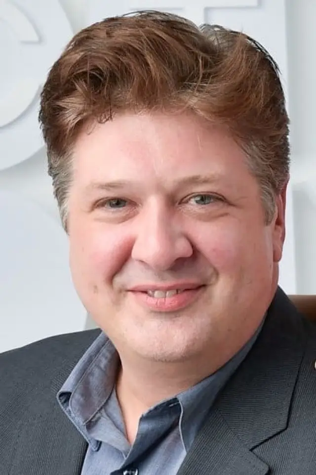 Zdjęcie Lance Barber