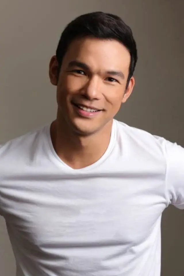 Zdjęcie  (Mark Bautista)