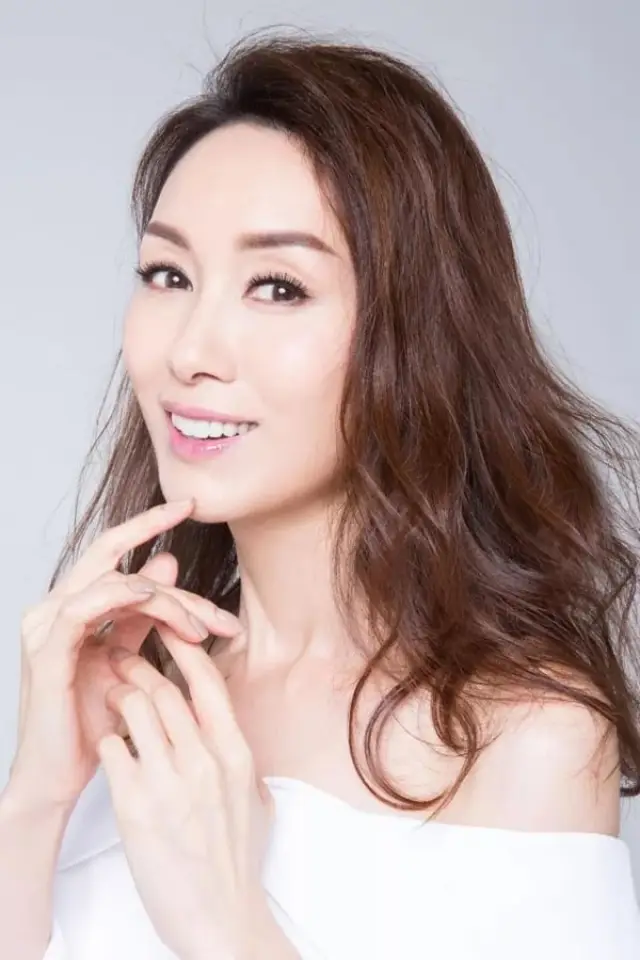 Zdjęcie  (Kenix Kwok Ho-Ying)