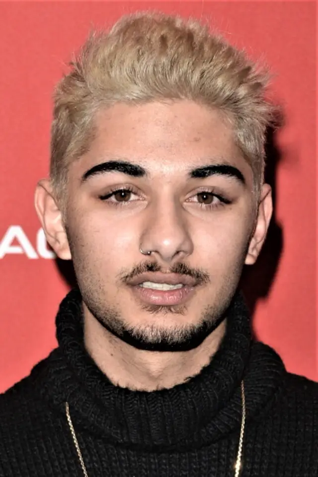 Zdjęcie  (Mark Indelicato)