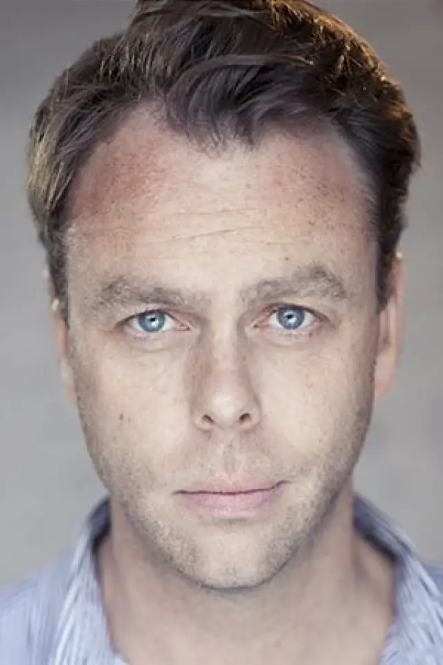 Zdjęcie Bruce Mackinnon (Bruce Mackinnon)
