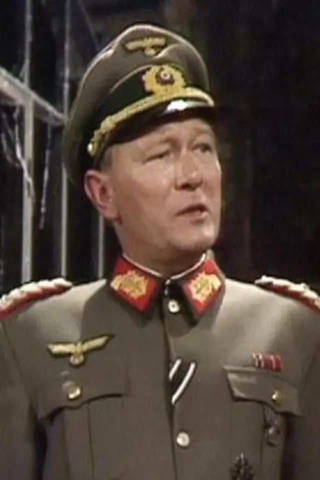 Zdjęcie  (Hilary Minster)
