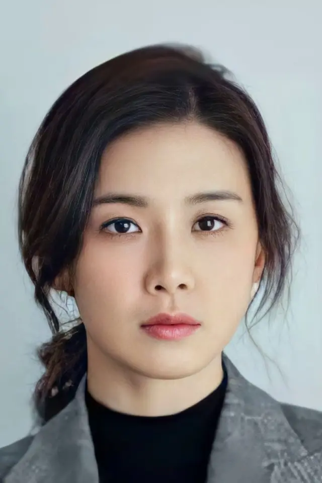 Zdjęcie  (Lee Bo-young)