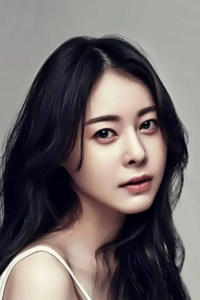 Zdjęcie  (Huh Yi-jae)