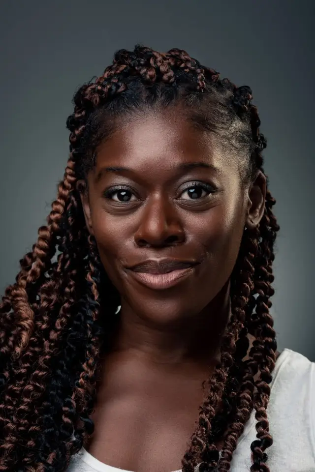 Zdjęcie  (Akiya Henry)