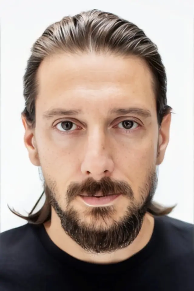 Zdjęcie  (Engin Hepileri)