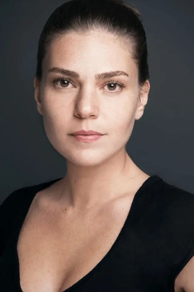 Zdjęcie  (Aslı Enver)