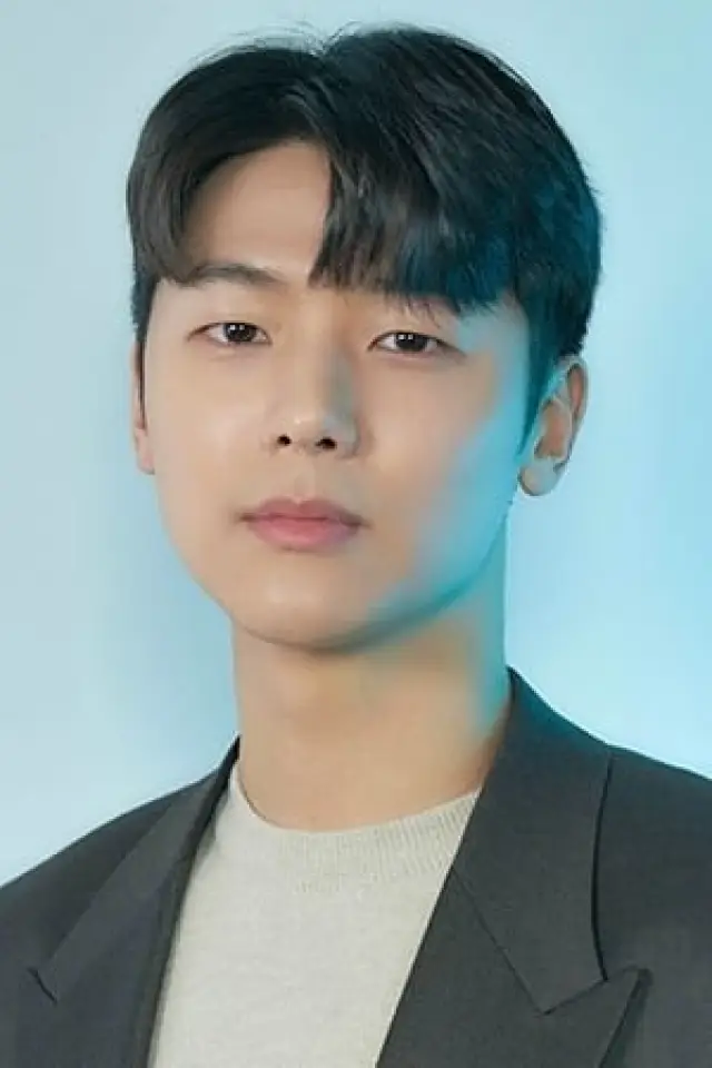 Zdjęcie  (Kang Min-hyuk)