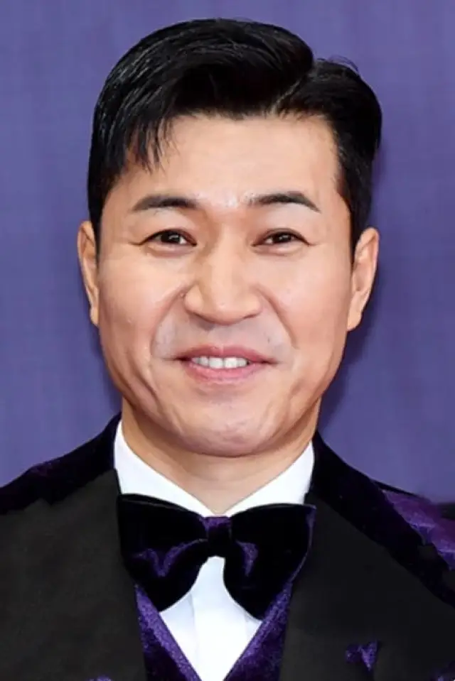 Zdjęcie  (Kim Jong-min)