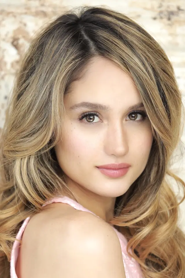 Zdjęcie Cinta Laura Kiehl