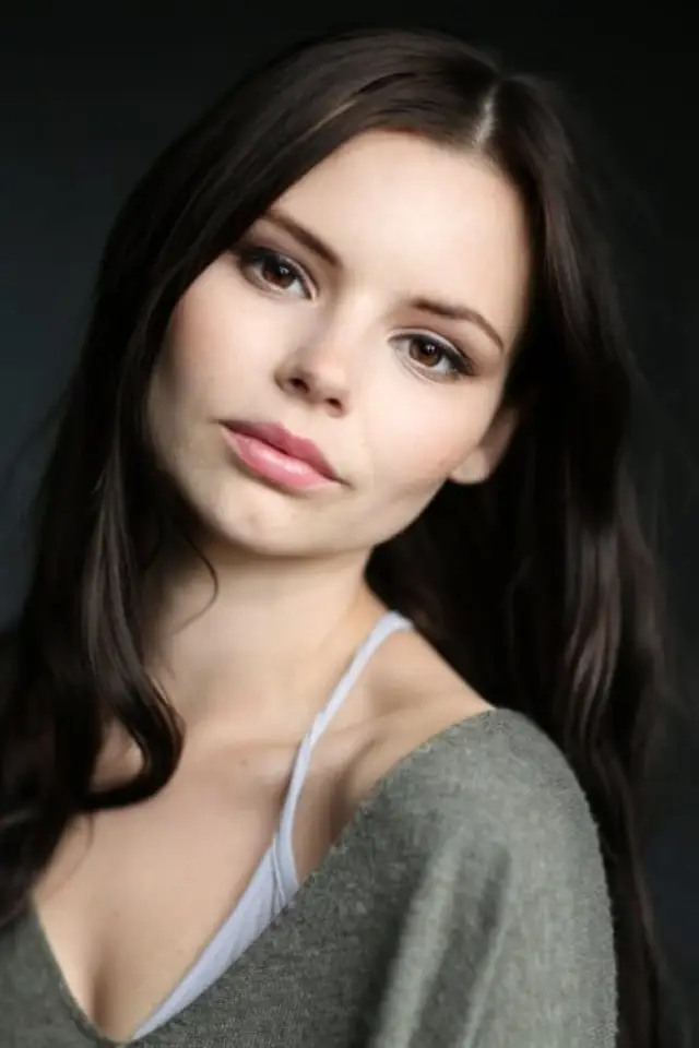 Zdjęcie Eline Powell