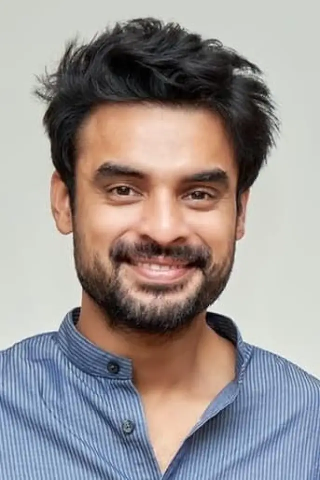 Zdjęcie Tovino Thomas