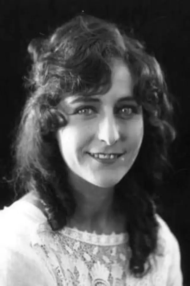 Zdjęcie  (Alma Hinding)