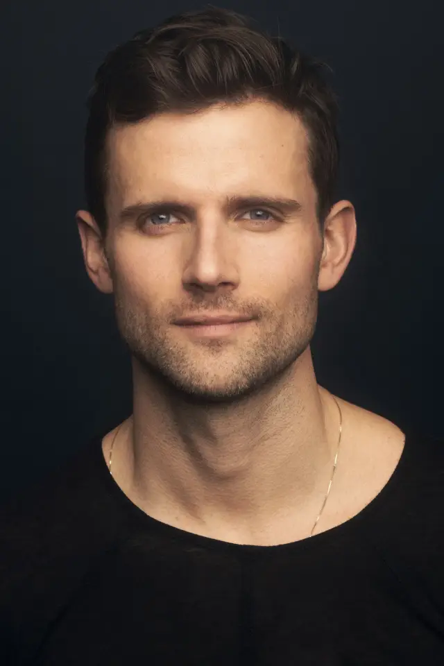 Zdjęcie  (Kyle Dean Massey)