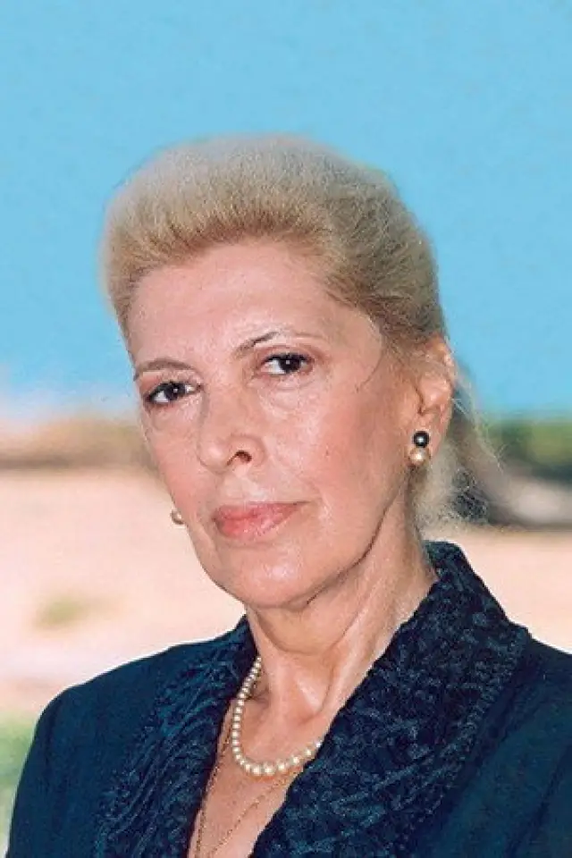Zdjęcie  (Dina Consta)