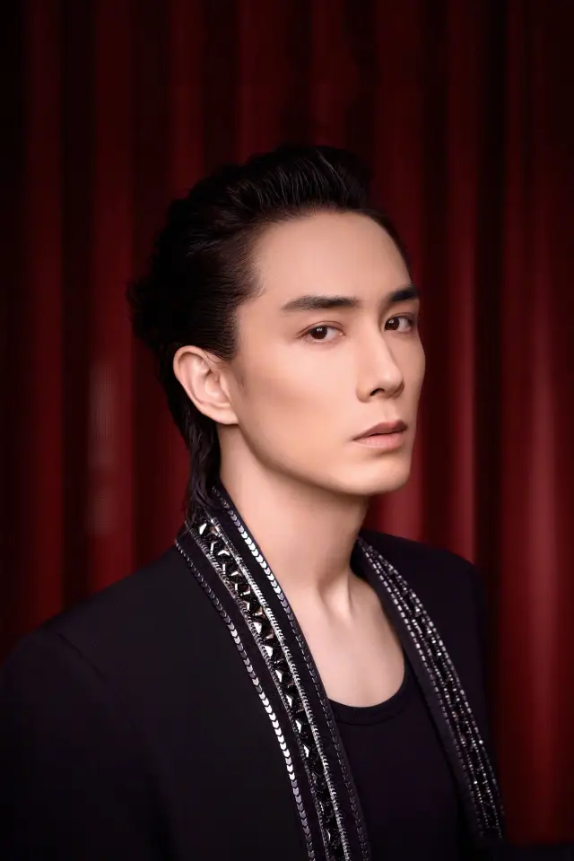 Zdjęcie Nathan Lee