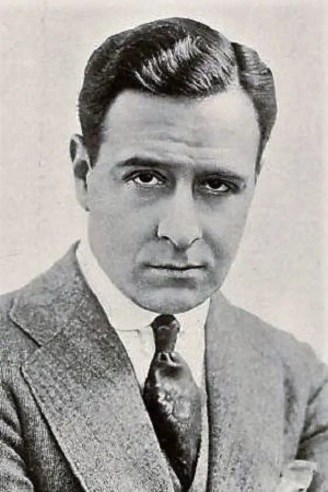 Zdjęcie  (Conway Tearle)