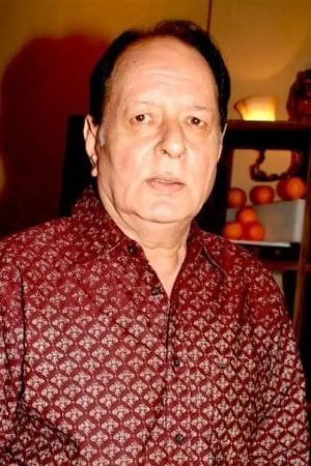 Zdjęcie  (Navin Nischol)