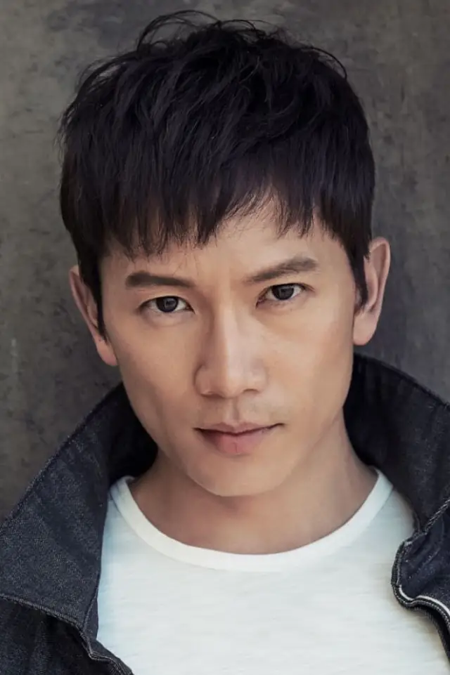 Zdjęcie  (Ji Sung)