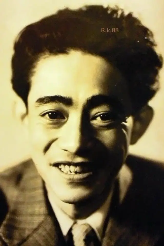 Zdjęcie  (Kenichi Enomoto)