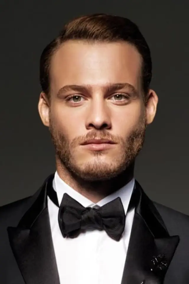 Zdjęcie Kerem Bürsin (Kerem Bürsin)